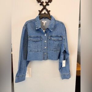 Forever 21 Women's Cropped Oversized Denim Jean Jacket
